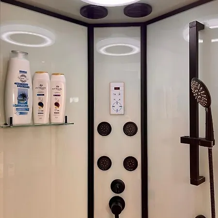 아파트 Oikiastudios